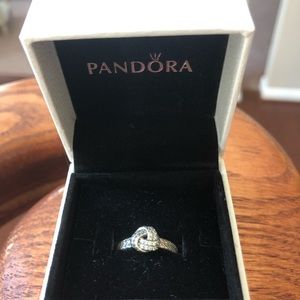 Sparkling Love Knot Ring